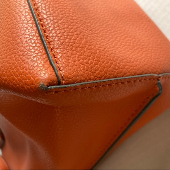 Tory Burch perry triple compartment tote color: canyon orange/ green - Picture 6 of 16